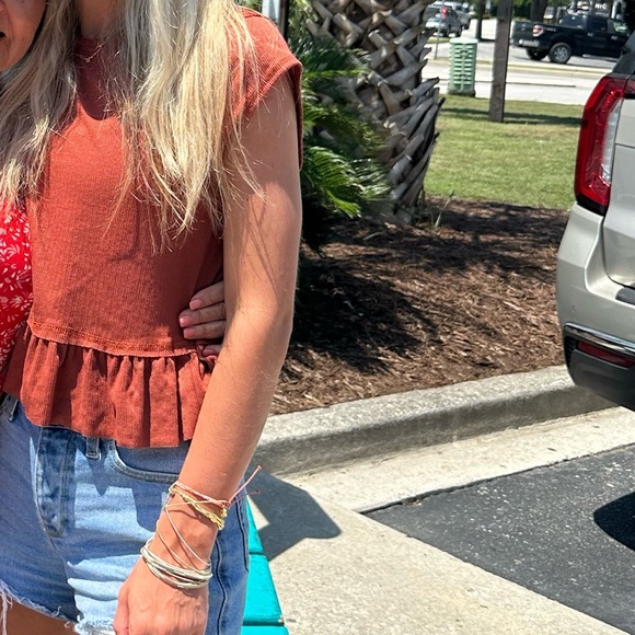 Ruffle Hem Rust Top - Picture 6 of 6